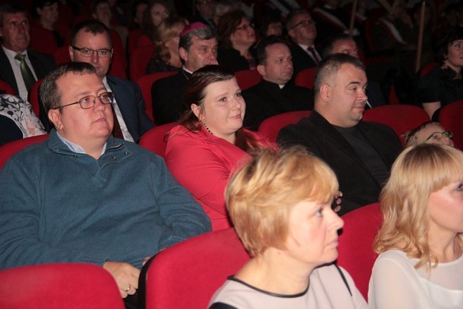 Złoty Jubileusz ostrołęckiej Poradni Psychologiczno-Pedagogicznej [ZDJĘCIA] - zdjęcie #41 - eOstroleka.pl