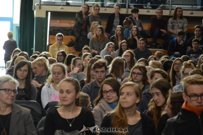 Dzień Edukacji Narodowej w II LO w Ostrołęce [13.10.2016] - zdjęcie #65 - eOstroleka.pl