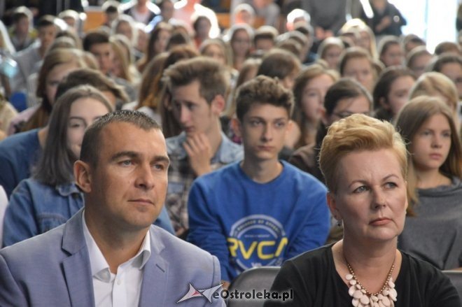 Dzień Edukacji Narodowej w II LO w Ostrołęce [13.10.2016] - zdjęcie #48 - eOstroleka.pl