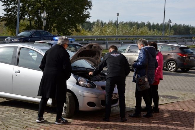 Kolizja przy moście Madalińskiego [13.10.2016] - zdjęcie #2 - eOstroleka.pl