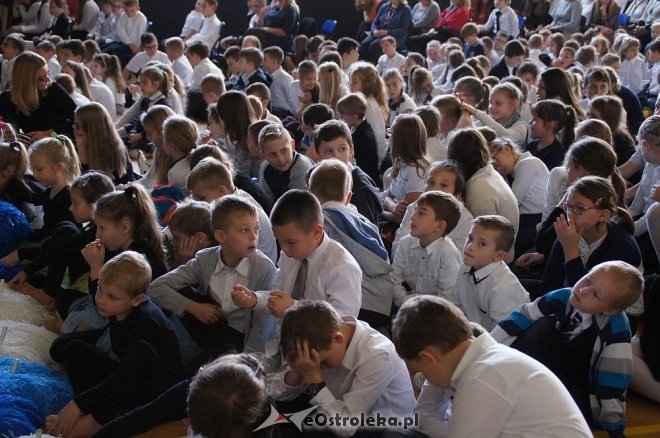 Dzień Edukacji Narodowej i Święto Patrona w Szkole Podstawowej nr 10 [ZDJĘCIA] - zdjęcie #3 - eOstroleka.pl