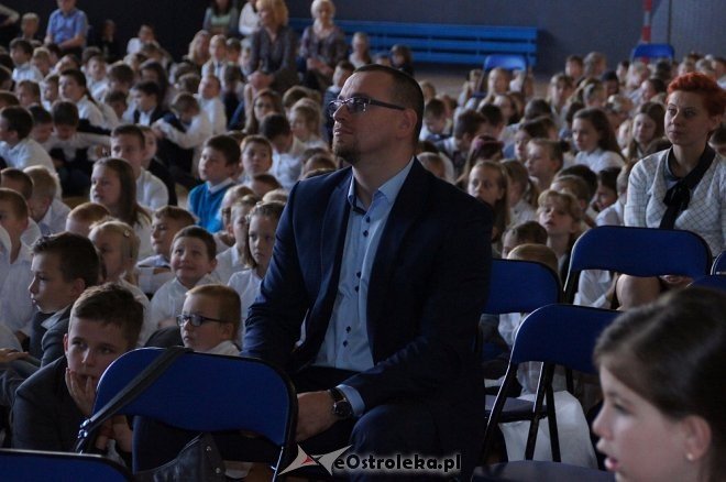 Dzień Edukacji Narodowej i Święto Patrona w Szkole Podstawowej nr 10 [ZDJĘCIA] - zdjęcie #5 - eOstroleka.pl