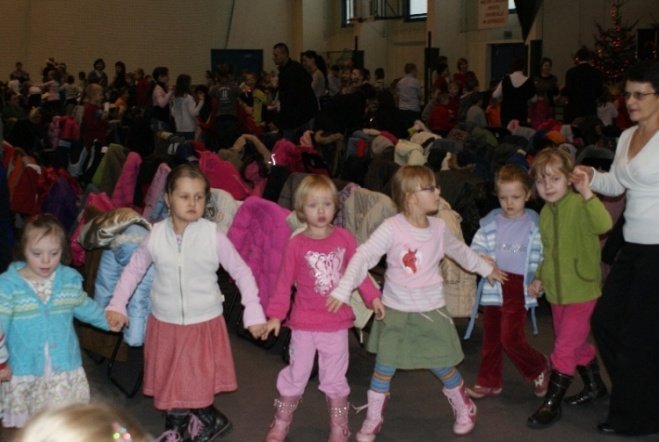 Mikołajkowe spotkanie MOPR i OSON (11.12.09) - zdjęcie #47 - eOstroleka.pl