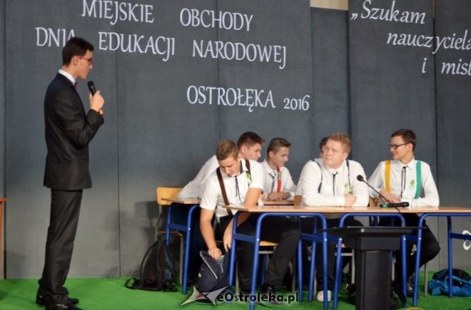 Miejskie obchody Dnia Edukacji Narodowej [17.10.2016] - zdjęcie #43 - eOstroleka.pl