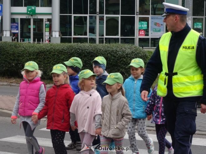 Spotkanie z policjantem w Przedszkolu Miejskim nr 17 [ZDJĘCIA] - zdjęcie #5 - eOstroleka.pl