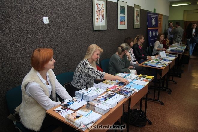 Dzień Kariery Zawodowej po raz ósmy w Ostrołęce [ZDJĘCIA] - zdjęcie #39 - eOstroleka.pl