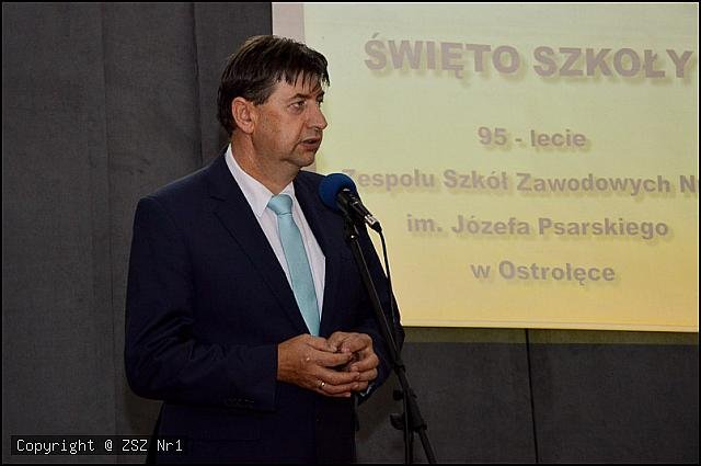 Jubileusz 95-lecia Zespołu Szkół Zawodowych nr 1 w Ostrołęce [ZDJĘCIA] - zdjęcie #2 - eOstroleka.pl