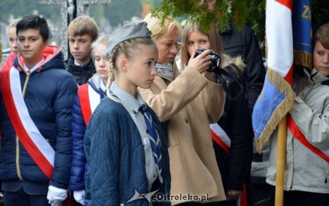 Uroczystość poświęcenia tablicy oraz nagrobków w Goworowie [21.10.2016] - zdjęcie #24 - eOstroleka.pl