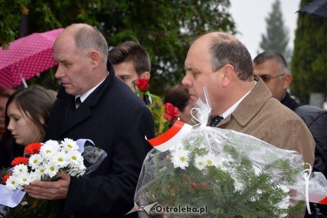 Uroczystość poświęcenia tablicy oraz nagrobków w Goworowie [21.10.2016] - zdjęcie #12 - eOstroleka.pl