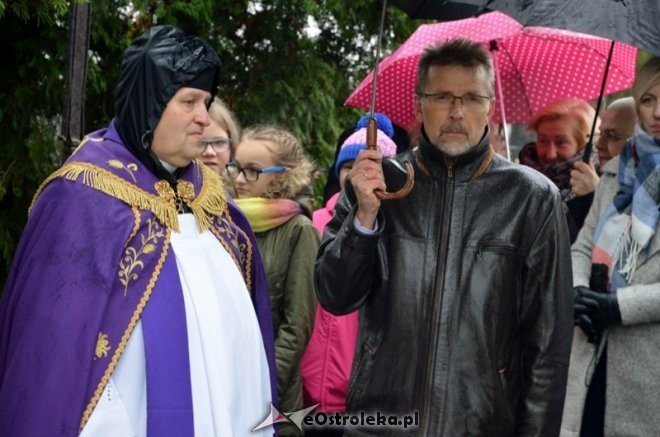 Uroczystość poświęcenia tablicy oraz nagrobków w Goworowie [21.10.2016] - zdjęcie #3 - eOstroleka.pl