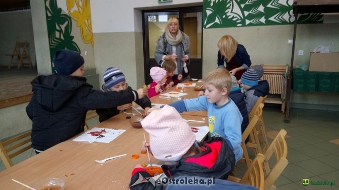 Przedszkolaki z ZPO w Kadzidle na zajęciach w Centrum Kultury Kurpiowskiej [ZDJĘCIA] - zdjęcie #24 - eOstroleka.pl