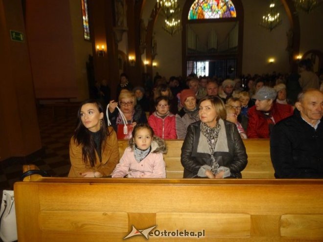 Przedszkolaki z Krainy Misiów w inscenizacji 1050. rocznicy Chrztu Polski [ZDJĘCIA] - zdjęcie #5 - eOstroleka.pl