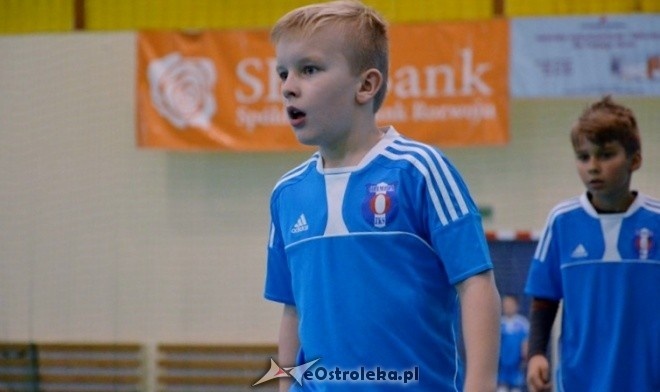 Turniej rocznika 2007 w Ostrołęce [29.10.2016] - zdjęcie #38 - eOstroleka.pl