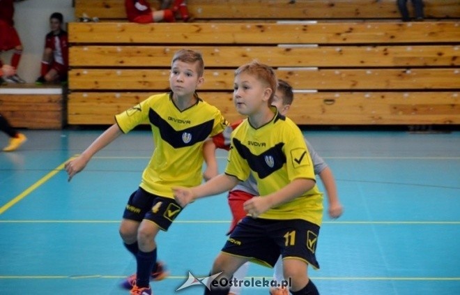 Turniej rocznika 2007 w Ostrołęce [29.10.2016] - zdjęcie #6 - eOstroleka.pl