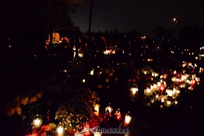 Wszystkich Świętych: Cmentarz nocą [01.11.2016] - zdjęcie #4 - eOstroleka.pl
