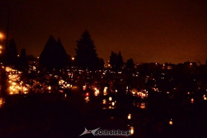 Wszystkich Świętych: Cmentarz nocą [01.11.2016] - zdjęcie #11 - eOstroleka.pl