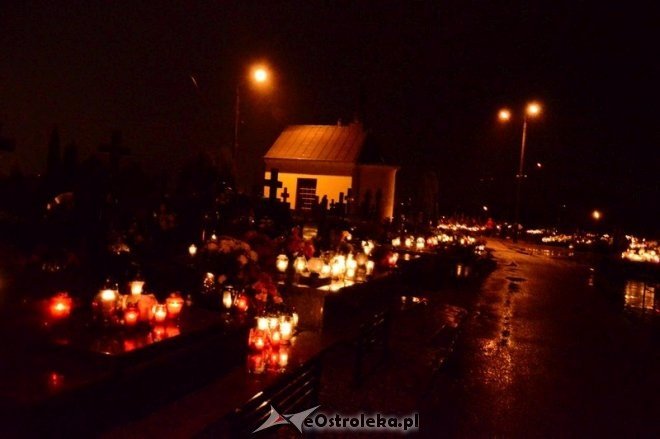 Wszystkich Świętych: Cmentarz nocą [01.11.2016] - zdjęcie #12 - eOstroleka.pl