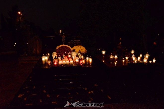 Wszystkich Świętych: Cmentarz nocą [01.11.2016] - zdjęcie #20 - eOstroleka.pl