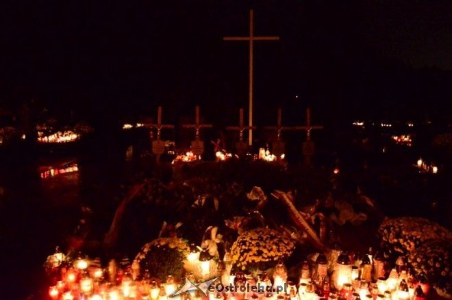 Wszystkich Świętych: Cmentarz nocą [01.11.2016] - zdjęcie #27 - eOstroleka.pl