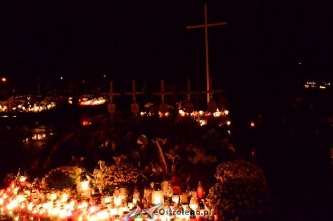 Wszystkich Świętych: Cmentarz nocą [01.11.2016] - zdjęcie #28 - eOstroleka.pl