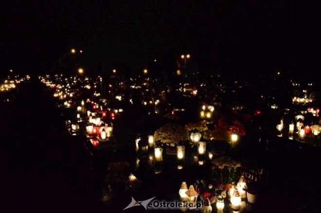 Wszystkich Świętych: Cmentarz nocą [01.11.2016] - zdjęcie #17 - eOstroleka.pl