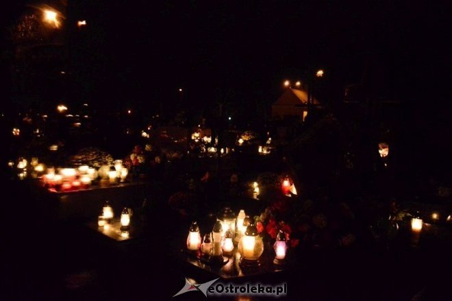 Wszystkich Świętych: Cmentarz nocą [01.11.2016] - zdjęcie #13 - eOstroleka.pl