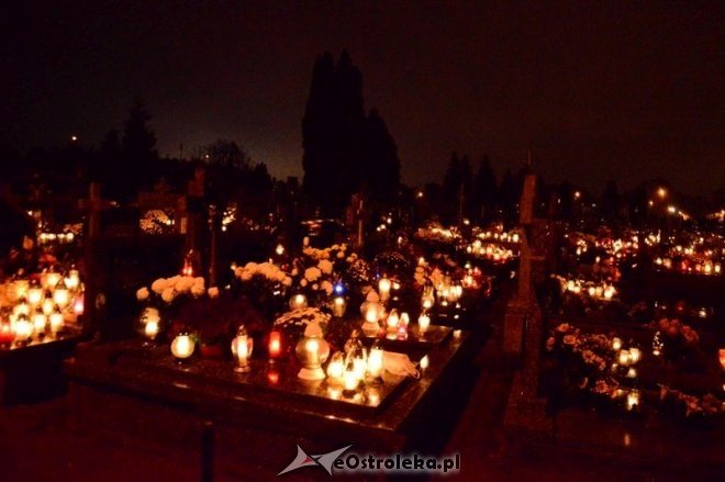 Wszystkich Świętych: Cmentarz nocą [01.11.2016] - zdjęcie #66 - eOstroleka.pl