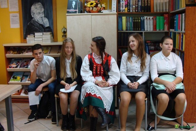 Konkurs recytatorski „Kurpie Zielone w Literaturze” [ZDJĘCIA] - zdjęcie #45 - eOstroleka.pl