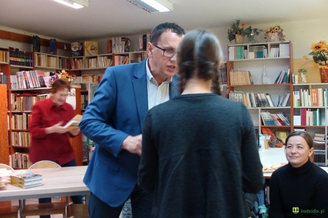Konkurs recytatorski „Kurpie Zielone w Literaturze” [ZDJĘCIA] - zdjęcie #9 - eOstroleka.pl