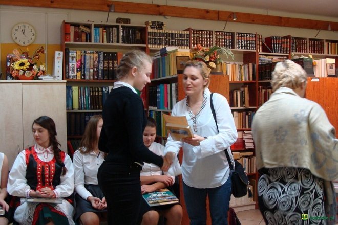 Konkurs recytatorski „Kurpie Zielone w Literaturze” [ZDJĘCIA] - zdjęcie #40 - eOstroleka.pl