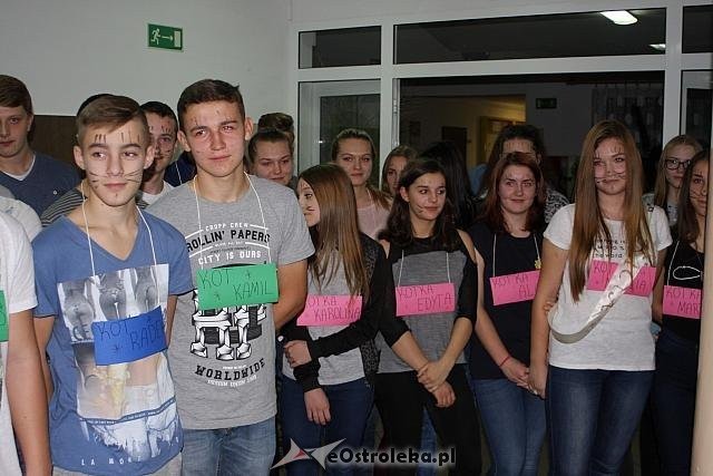 Otrzęsiny „pierwszaków” z internatu ZSZ nr 2 w Ostrołęce [ZDJĘCIA] - zdjęcie #1 - eOstroleka.pl