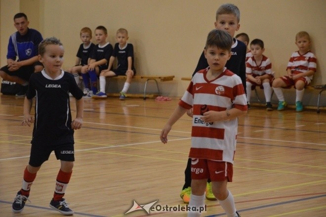 Turniej rocznika 2009 w Ostrołęce [07.11.2016] - zdjęcie #17 - eOstroleka.pl