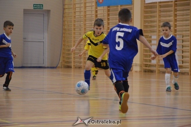 Turniej rocznika 2009 w Ostrołęce [07.11.2016] - zdjęcie #10 - eOstroleka.pl