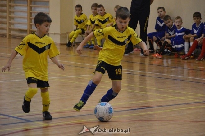 Turniej rocznika 2009 w Ostrołęce [07.11.2016] - zdjęcie #7 - eOstroleka.pl