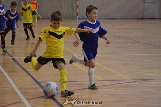Turniej rocznika 2009 w Ostrołęce [07.11.2016] - zdjęcie #4 - eOstroleka.pl
