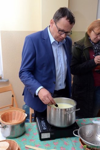 Piasecznia: O tradycyjnych serach z kurpiowskiego mleka [ZDJĘCIA] - zdjęcie #27 - eOstroleka.pl