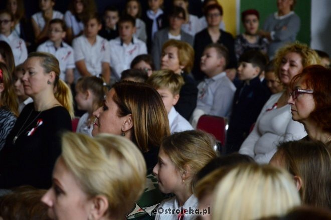 Święto Niepodległości w ostrołęckich szkołach [10.11.2016] - zdjęcie #36 - eOstroleka.pl