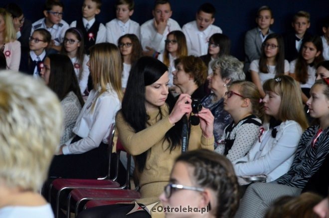 Święto Niepodległości w ostrołęckich szkołach [10.11.2016] - zdjęcie #51 - eOstroleka.pl