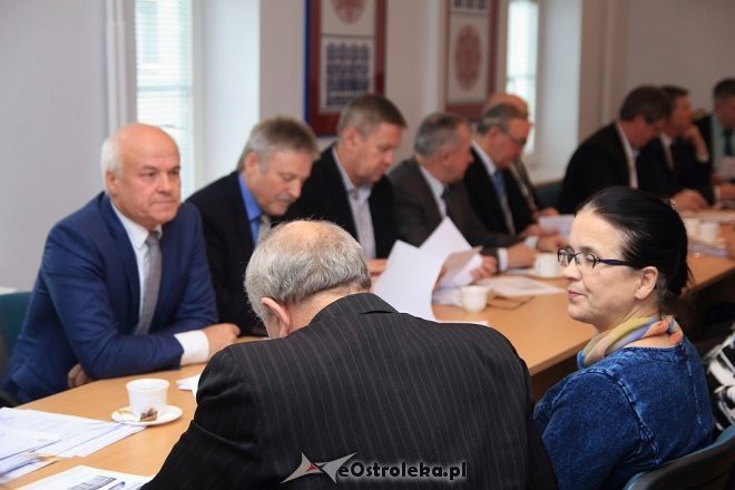 Sesja Rady Powiatu zakończona odbiorem inwestycji drogowej [10.11.2016] - zdjęcie #18 - eOstroleka.pl