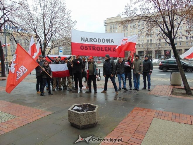 Ostrołęczanie na Marszu Niepodległości [WIDEO, ZDJĘCIA] - zdjęcie #11 - eOstroleka.pl