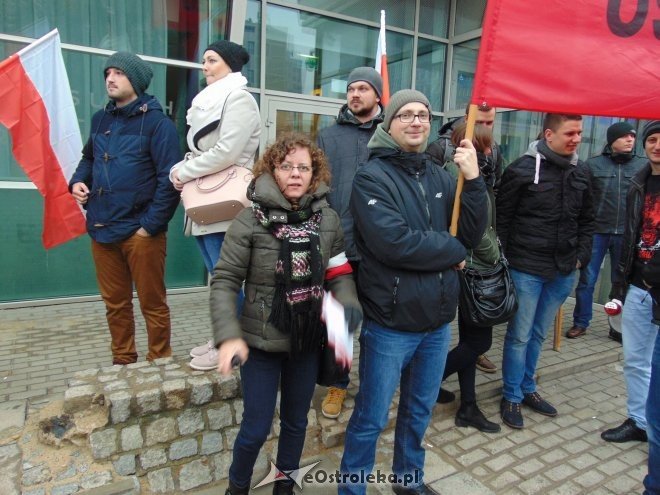 Ostrołęczanie na Marszu Niepodległości [WIDEO, ZDJĘCIA] - zdjęcie #10 - eOstroleka.pl