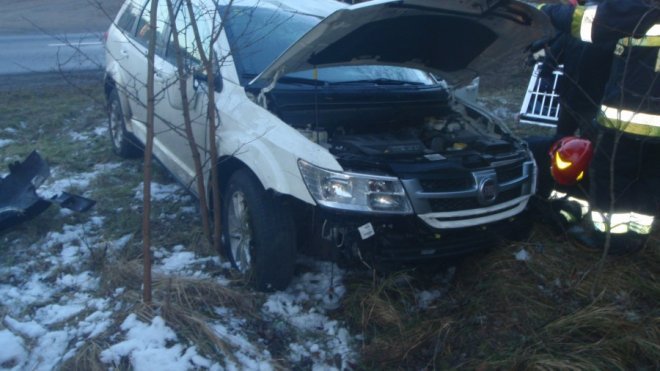 Kolizja w Wachu [14.11.2016] - zdjęcie #2 - eOstroleka.pl