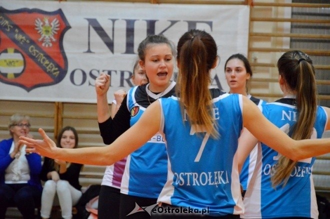 Nike Ostrołęka - Nike II Węgrów [14.11.2016] - zdjęcie #16 - eOstroleka.pl