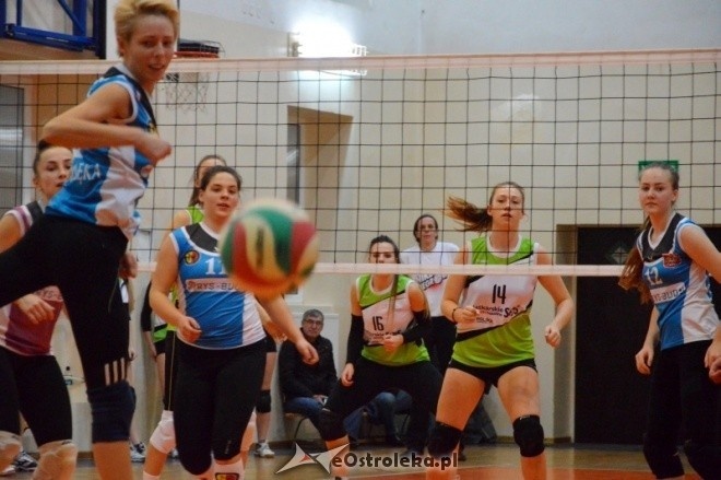 Nike Ostrołęka - Nike II Węgrów [14.11.2016] - zdjęcie #1 - eOstroleka.pl