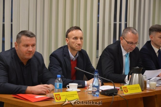 Nadzwyczajna sesja Rady Miasta Ostrołęki [15.11.2016] - zdjęcie #9 - eOstroleka.pl