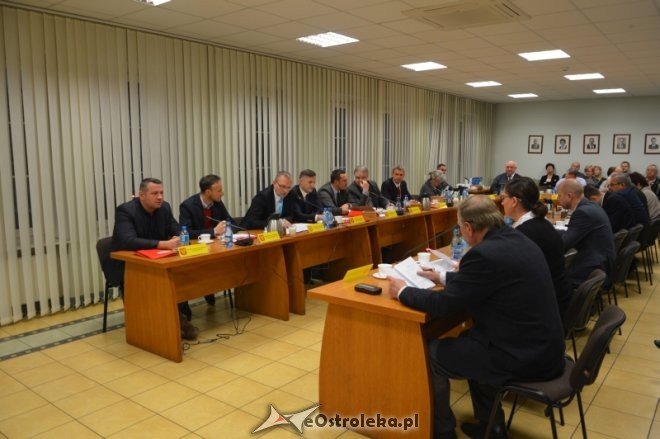 Nadzwyczajna sesja Rady Miasta Ostrołęki [15.11.2016] - zdjęcie #34 - eOstroleka.pl