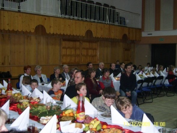 Wigilia Towarzystwa Przyjaciół Dzieci (11.12.09) - zdjęcie #15 - eOstroleka.pl