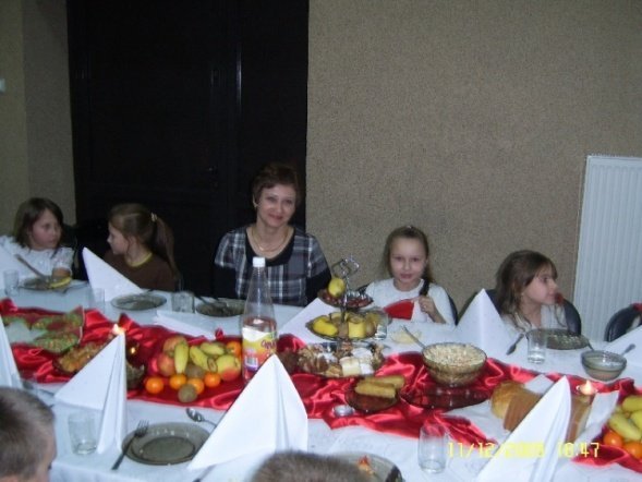 Wigilia Towarzystwa Przyjaciół Dzieci (11.12.09) - zdjęcie #15 - eOstroleka.pl
