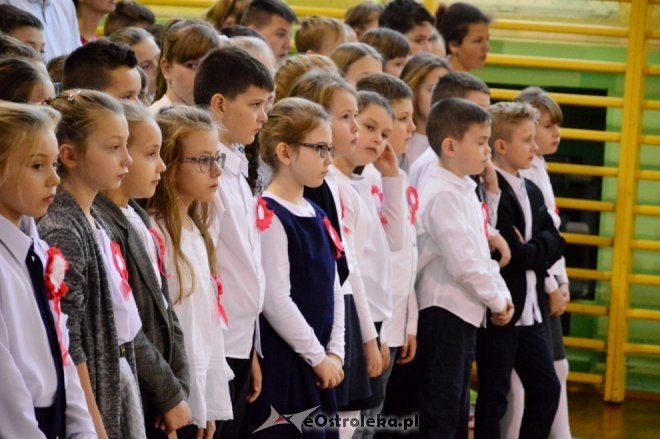 Święto Niepodległości w Szkole Podstawowej nr 2 [17.11.2016] - zdjęcie #24 - eOstroleka.pl