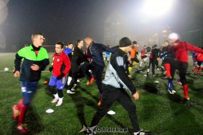 Pierwszy trening MZKS Narew 1962 Ostrołęka [19.11.2016] - zdjęcie #3 - eOstroleka.pl